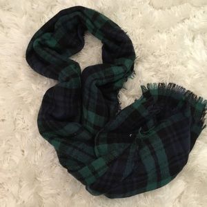 Plaid scarf
